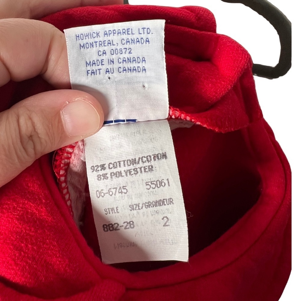 SOLD // Vintage Oshkosh B'Gosh Sweater Red Embroidered Size 2 - Picture 7 of 7